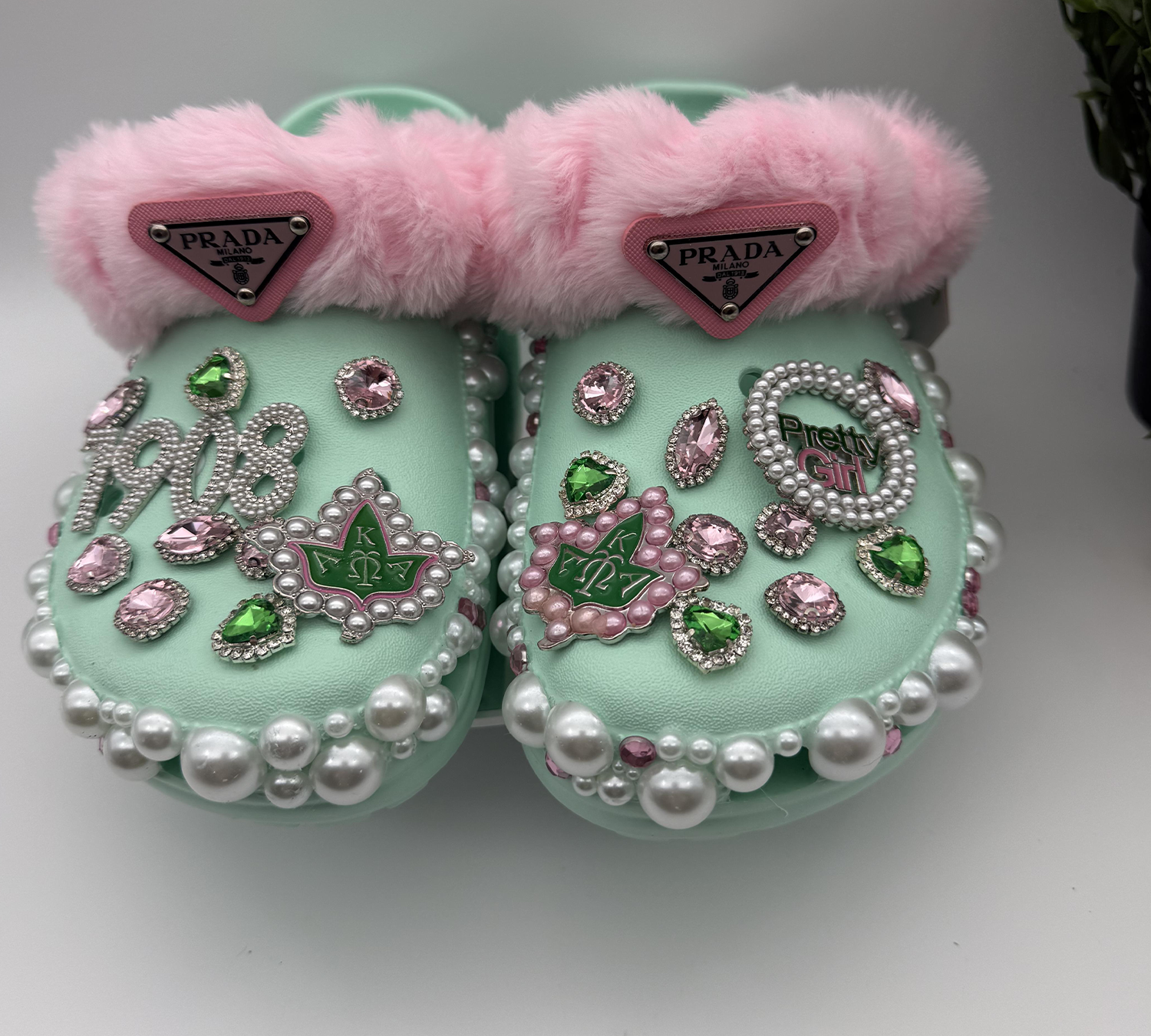 Mint-&-Pink-Sorority-Style-Fluffy-Clogs