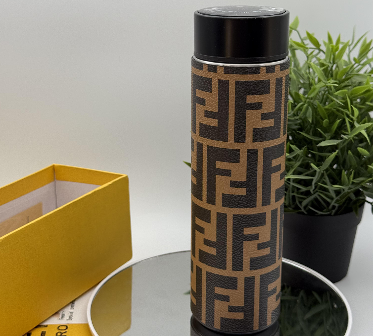 Italian-Luxe-Hydrate-Bottle